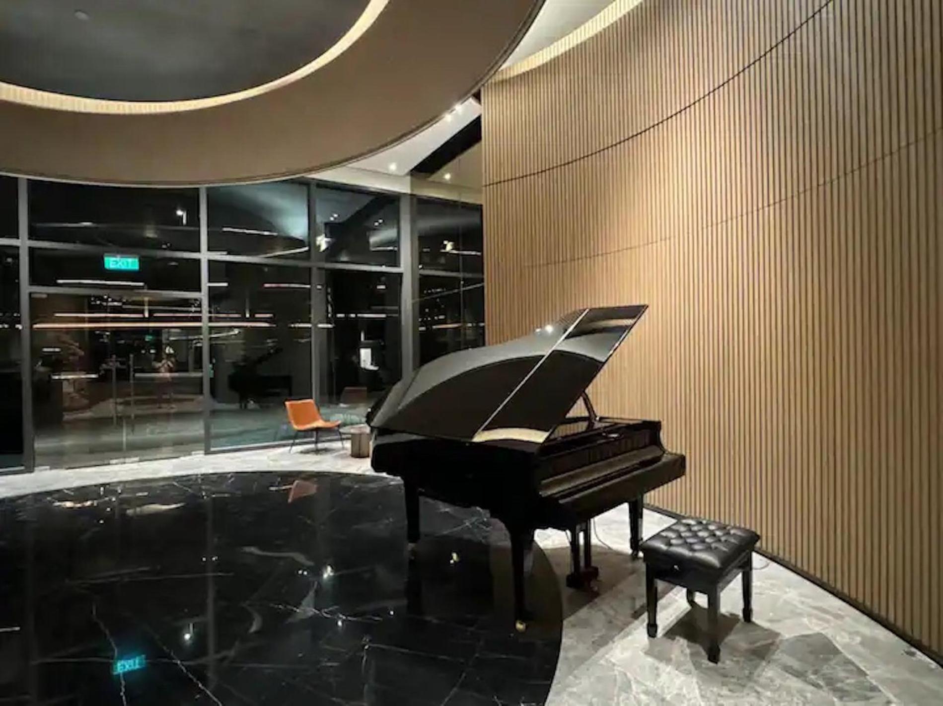 Căn hộ Zo Opera, Crest, Galleria -central Saigon -free Pool-gym-sauna Room-yoga TP. Hồ Chí Minh