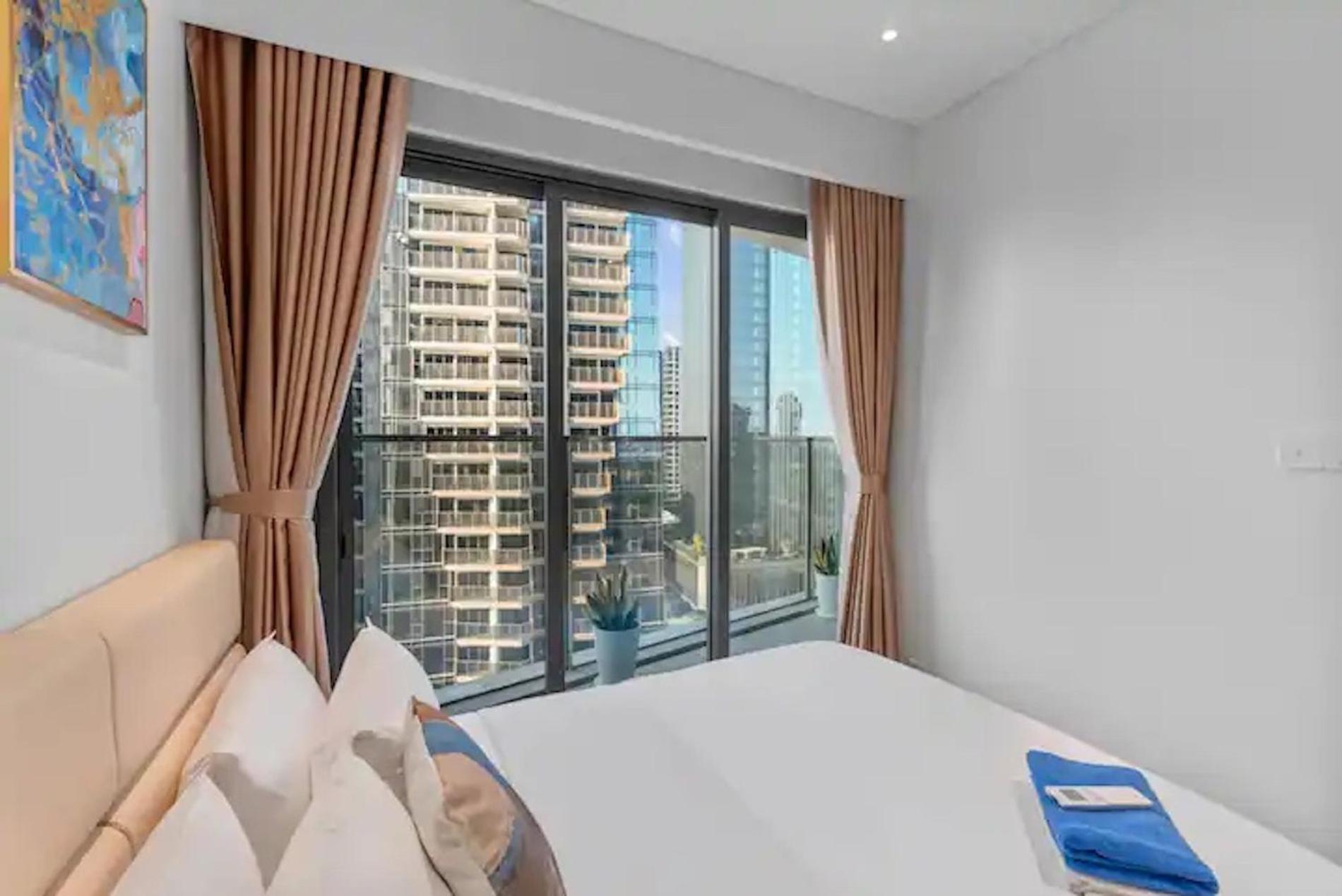 Zo Opera, Crest, Galleria -central Saigon -free Pool-gym-sauna Room-yoga Căn hộ TP. Hồ Chí Minh