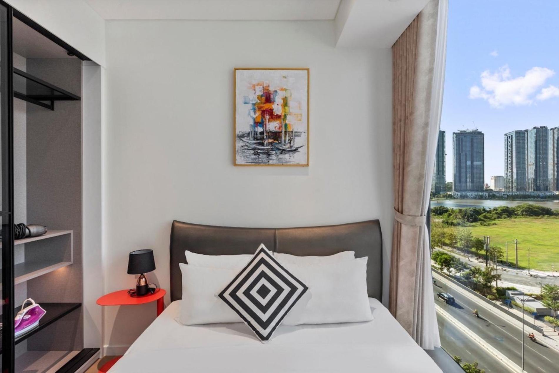 Căn hộ Zo Opera, Crest, Galleria -central Saigon -free Pool-gym-sauna Room-yoga *