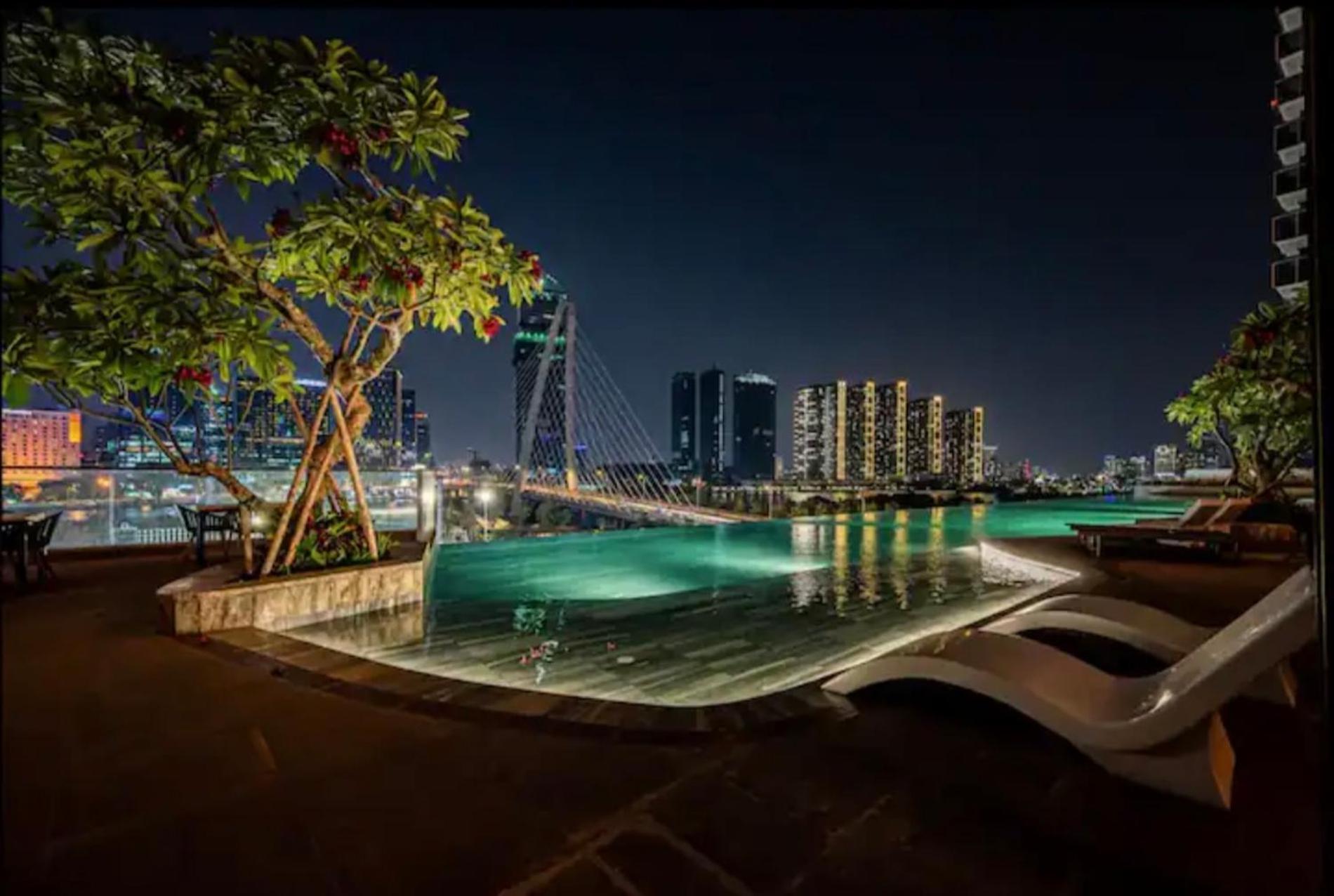 Căn hộ Zo Opera, Crest, Galleria -central Saigon -free Pool-gym-sauna Room-yoga *
