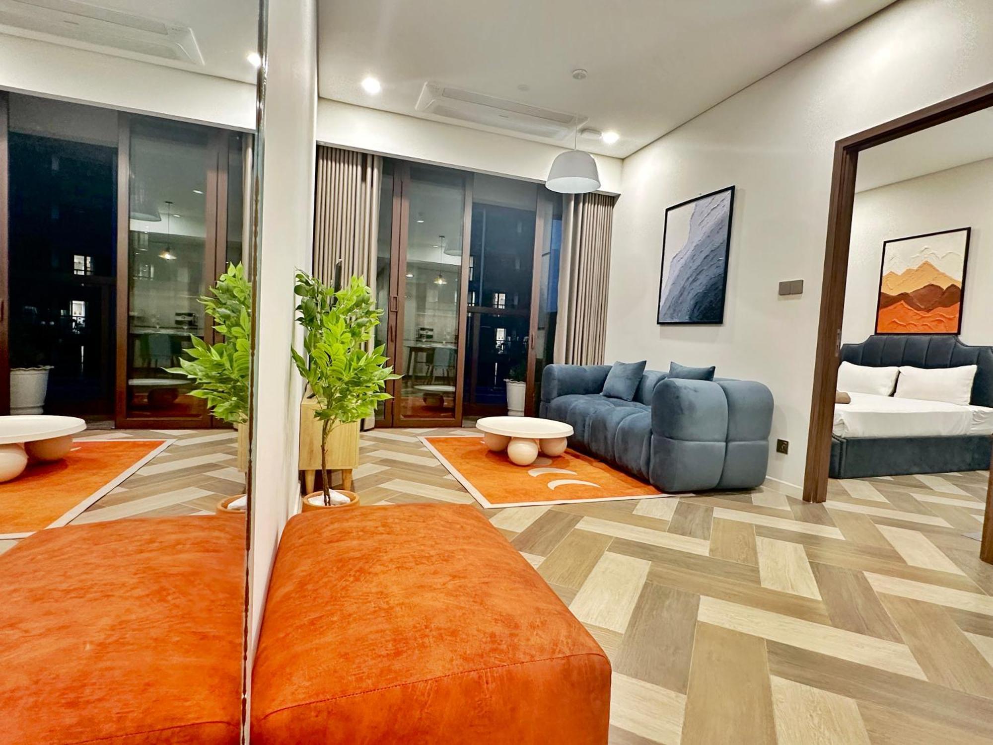 Zo Opera, Crest, Galleria -central Saigon -free Pool-gym-sauna Room-yoga * TP. Hồ Chí Minh