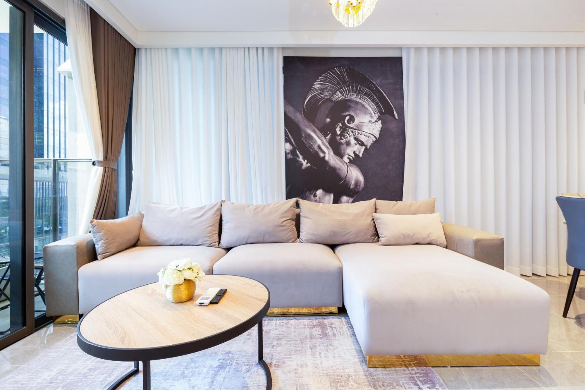 Zo Opera, Crest, Galleria -central Saigon -free Pool-gym-sauna Room-yoga * TP. Hồ Chí Minh